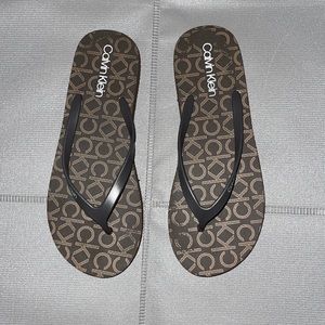 Calvin Klein | Flips flops